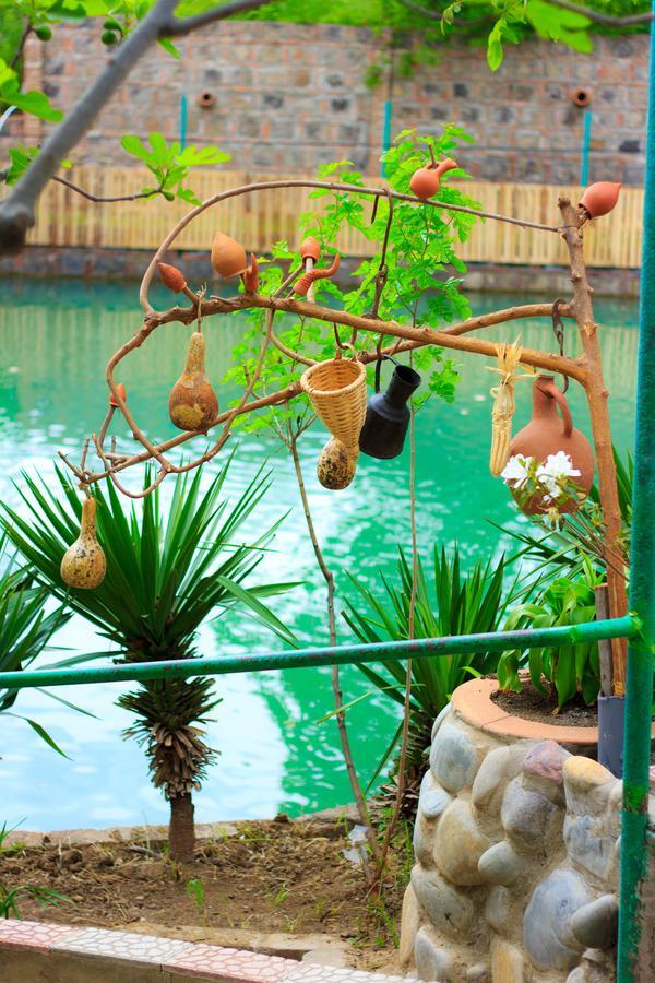 Hotel Amiran'S Lake Tbilisi Esterno foto