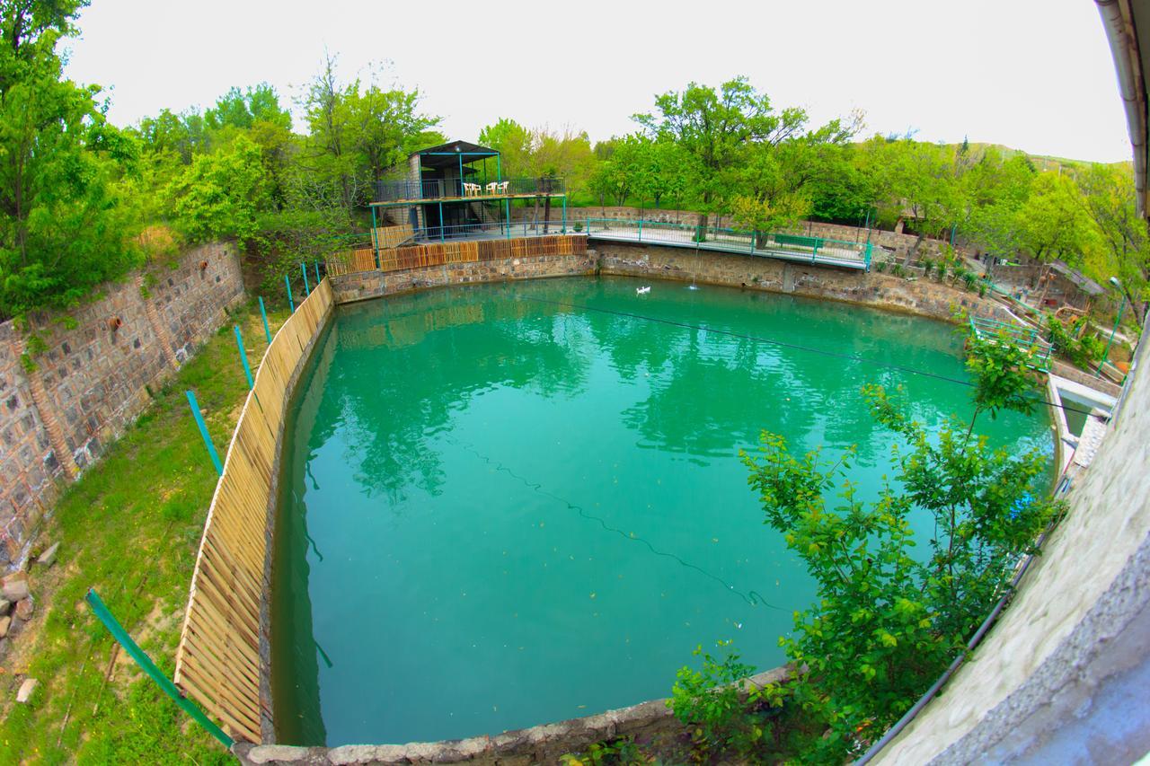 Hotel Amiran'S Lake Tbilisi Esterno foto