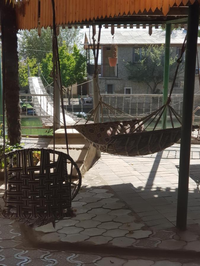 Hotel Amiran'S Lake Tbilisi Esterno foto